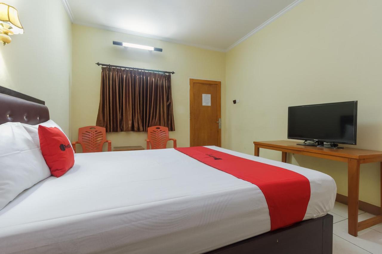 Reddoorz At Jalan Babepalar Rike Manado Hotel Екстериор снимка